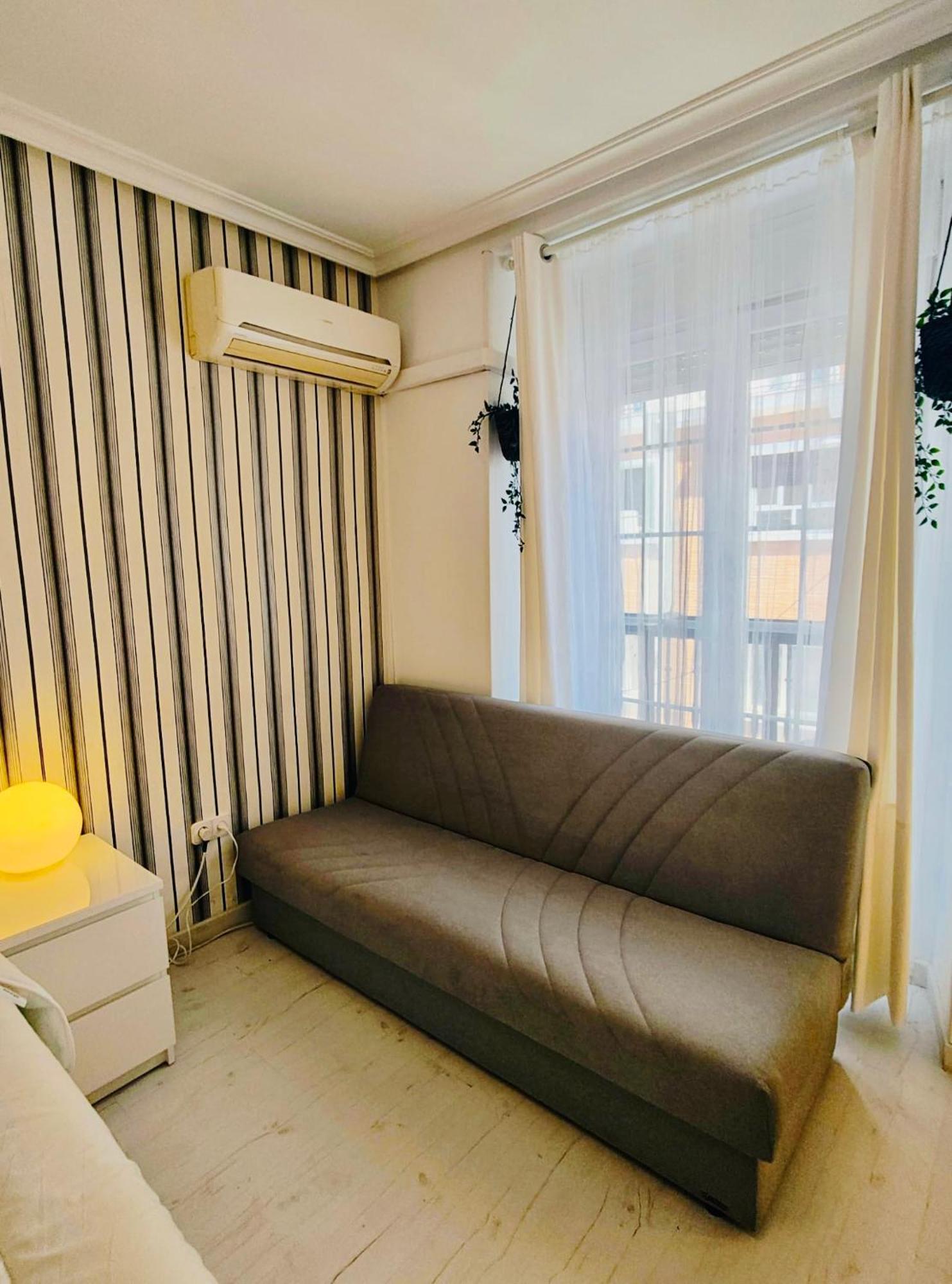 Apartamento Especial Grupos O Familias - Gran Via - Callao - Sol - Plaza Espana *